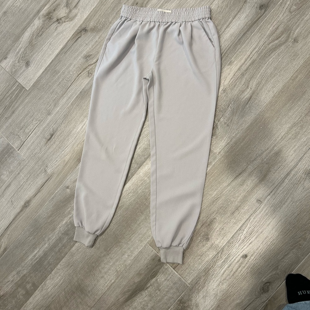 Joie- light grey jogger pant with ribbed detail at ankle, size S